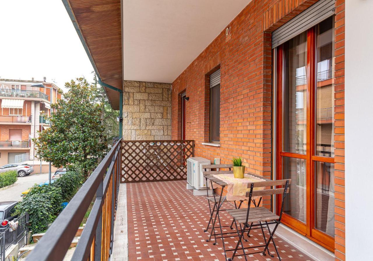 B&B Villa Montreux Rímini Exterior foto