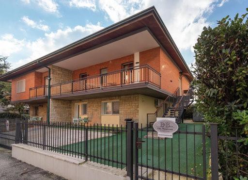B&B Villa Montreux Rímini Exterior foto